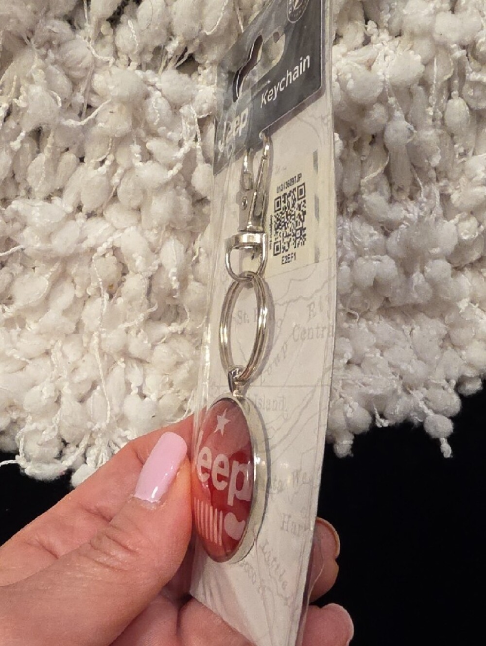 Jeep Red Logo Keychain with Silver Clip - Picture 5 of 9